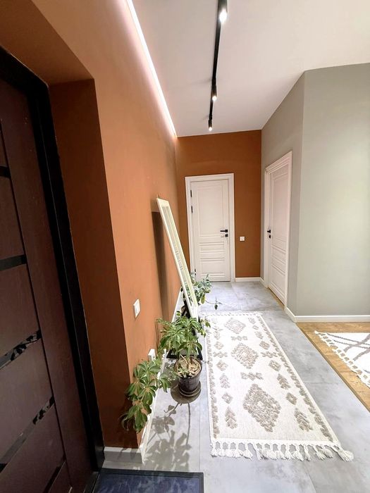 Своя 3-х комнатная