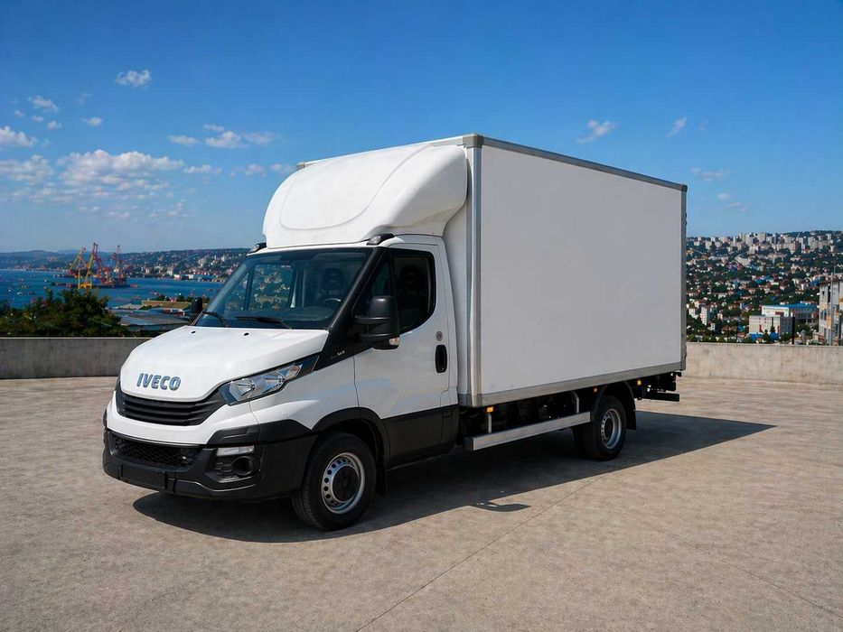 Бус с падащ борд под наем Варна от 50€