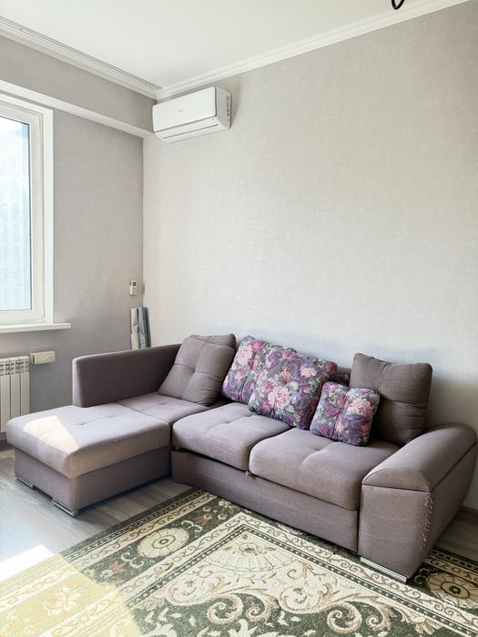 Продается диван  угловой