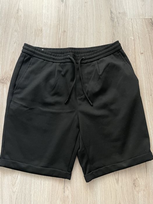 pantaloni scurti zara