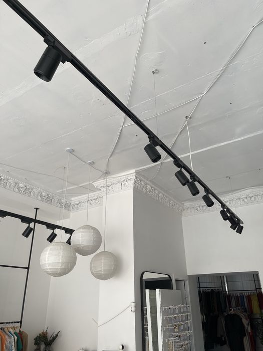 Трековые светильники. Подвесное освещение в магазин и офис