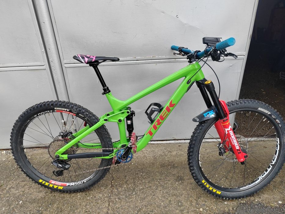 Bicicleta full suspension Trek remedy 8