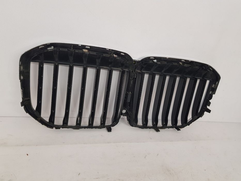 Grila radiator BMW X7 G07
