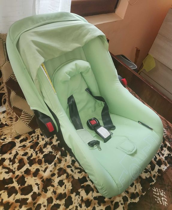 Бебешко столче за кола