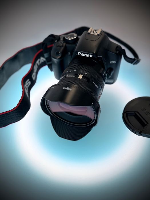 Canon 450D kit cu 4 obiective și blitz