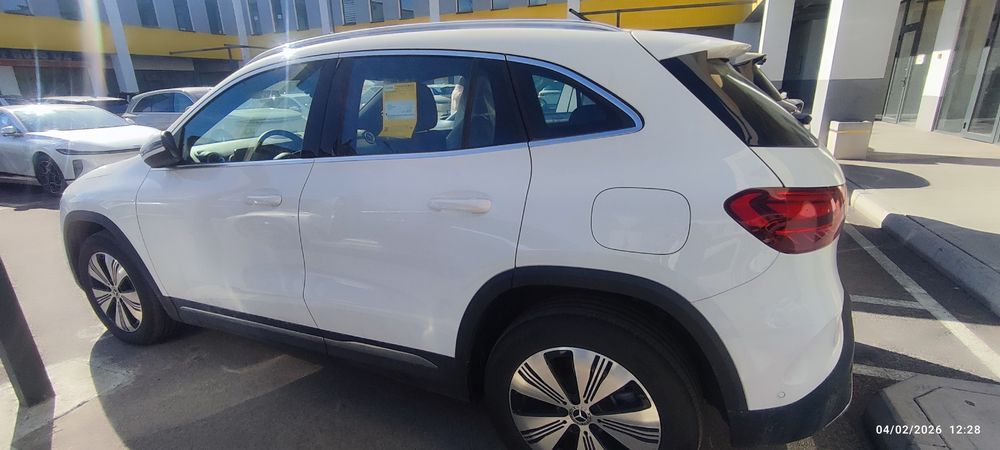 Mercedes- benz EQC 250