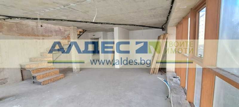 Продава се офис в нова сграда с Акт 16 на ул. Будапеща!