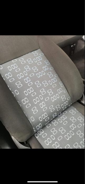 Curățare profesională canapele, saltele, fotolii – la domiciliu