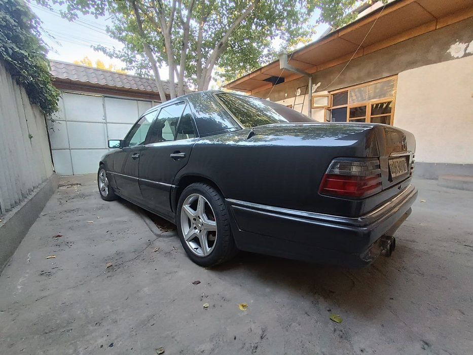 Продается проектный Mercedes W124
