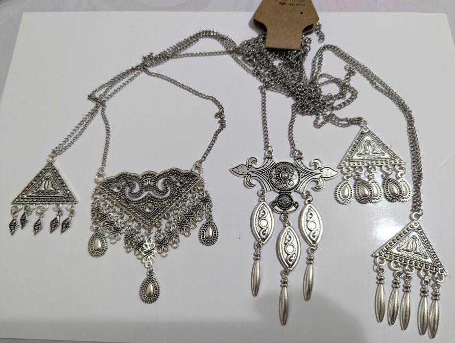 Национальные украшения