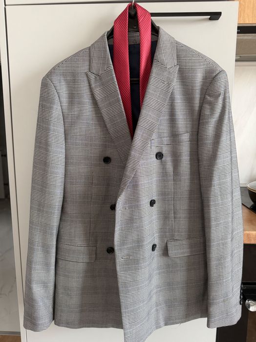 МЪЖКИ КОСТЮМ от две и три части 52 размер