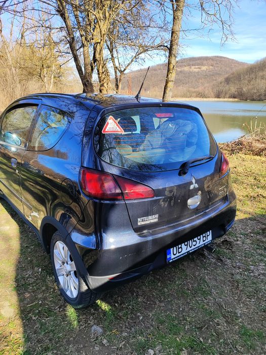 Мицубиши Колт mitsubishi colt