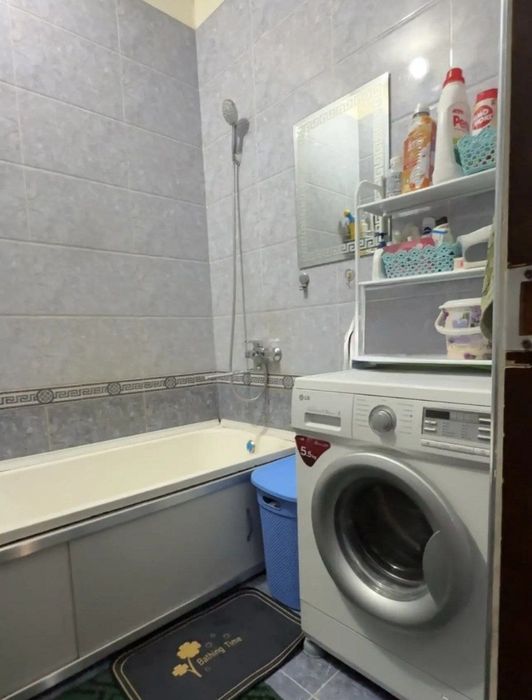 Продаётся Чиланзар 14 квартал 2/4/4 панель 1,5 ×3