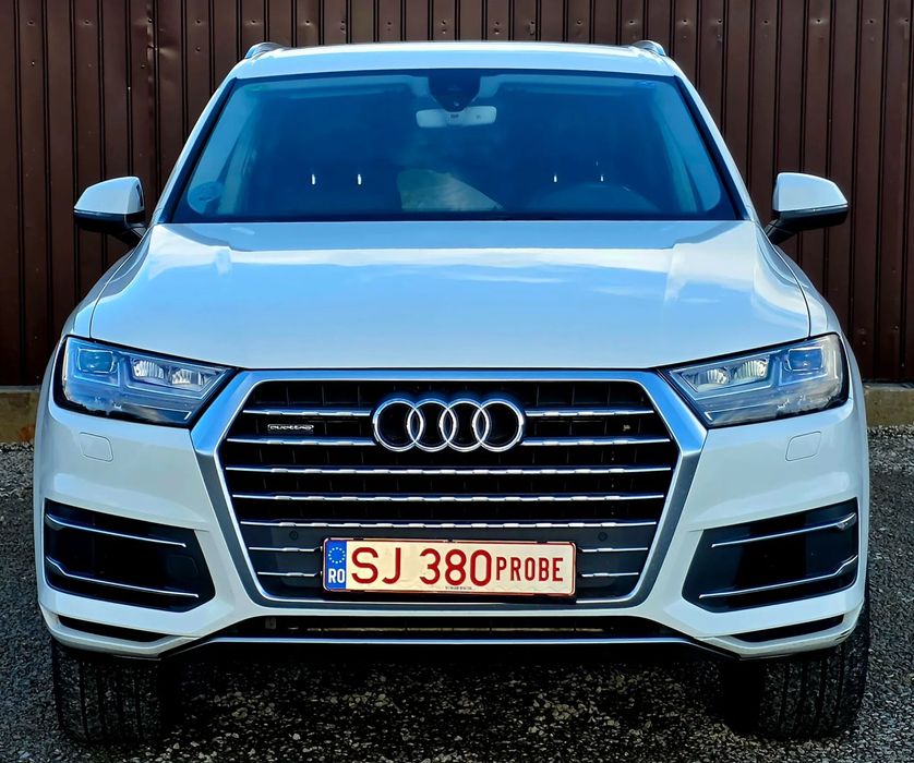 Audi Q7 Audi Q7 3.0 tdi, S line, 2016. 7 locuri ,Matrix, Euro 6, bătaie motor