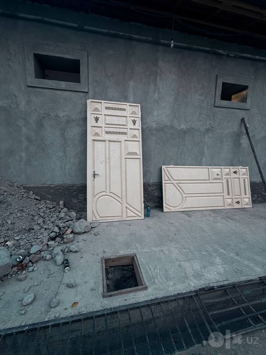 Дарвоза двойной, шум изоляции эст.Срочно. Келишадиган жойи бор