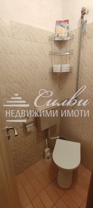 Етаж от къща в Шумен-Военно училище площ