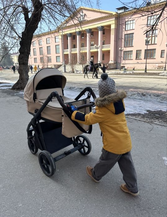 Продам Коляску Roan Sol