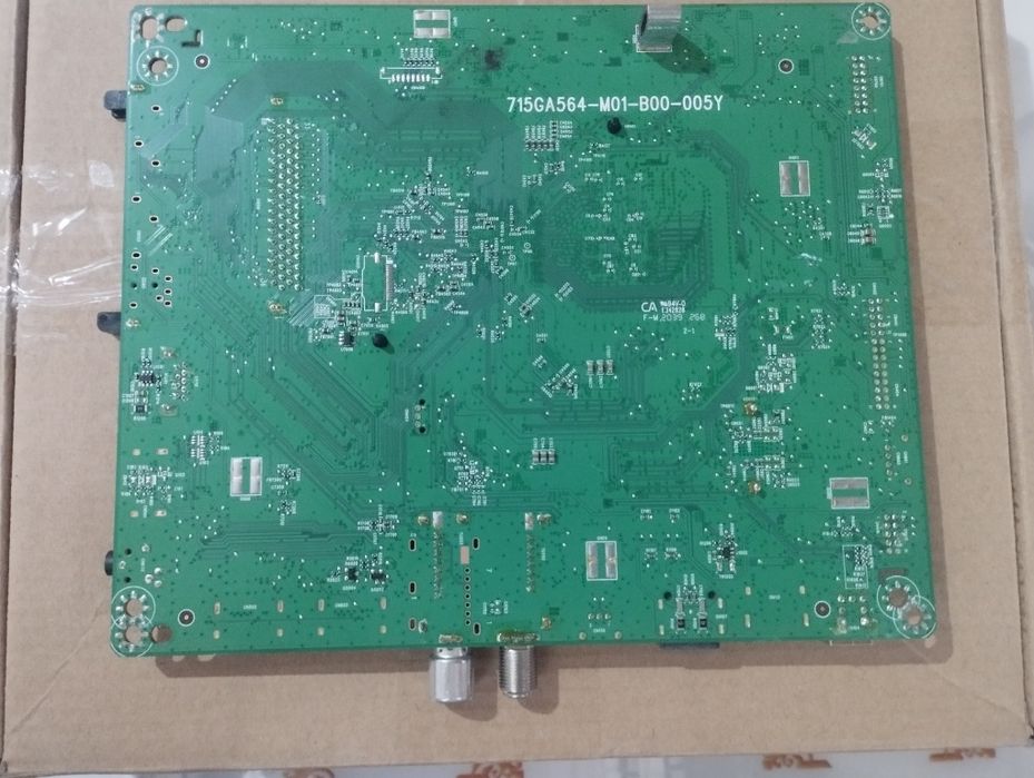 Материнская плата телевизора Филипс