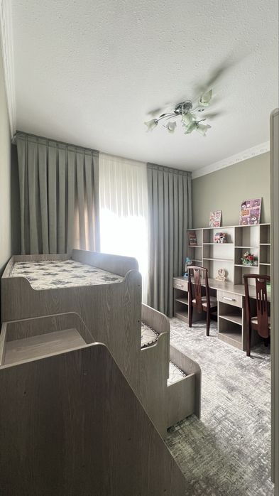 Сдаётся 4х комнатная 1 етаж с огородом