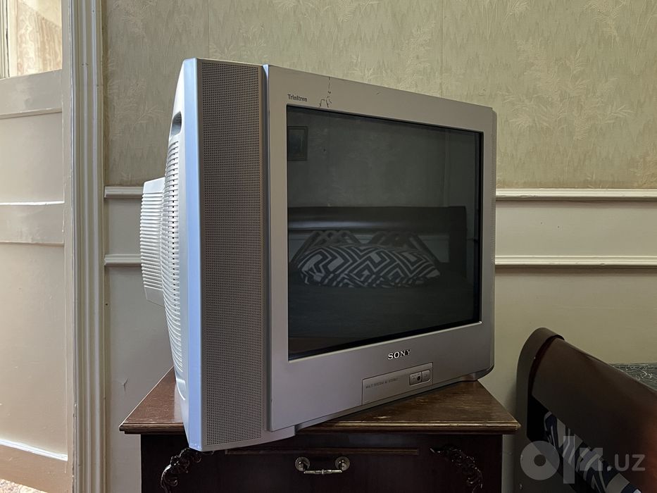 Телевизор Sony Trinitron KV-HW21M80