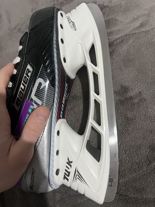 bauer x3 практически новые размер 9(43)