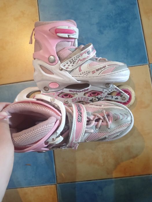 Продам роликовые коньки