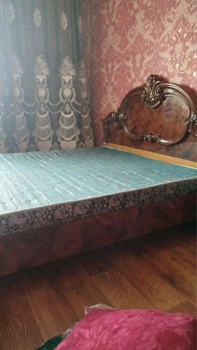 Продам спальный гарнитур б/у