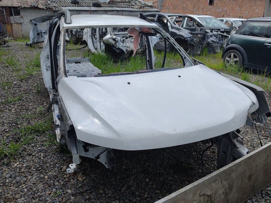 Caroserie Dacia Duster II 1.0 Benzina 2021 2018 - 2021 SUV (1584) FARA PARTEA STANGA SPATE Garantie