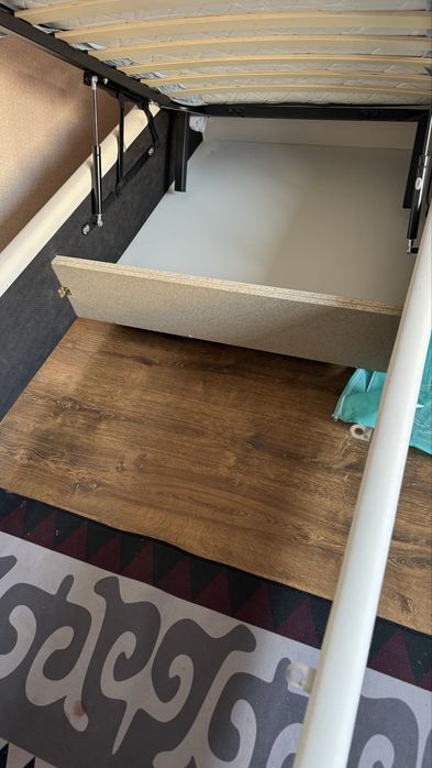 Продам кровати 150*200