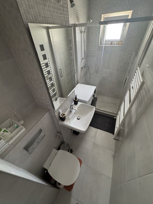 Închiriez apartament 2 camere, zona Decebal