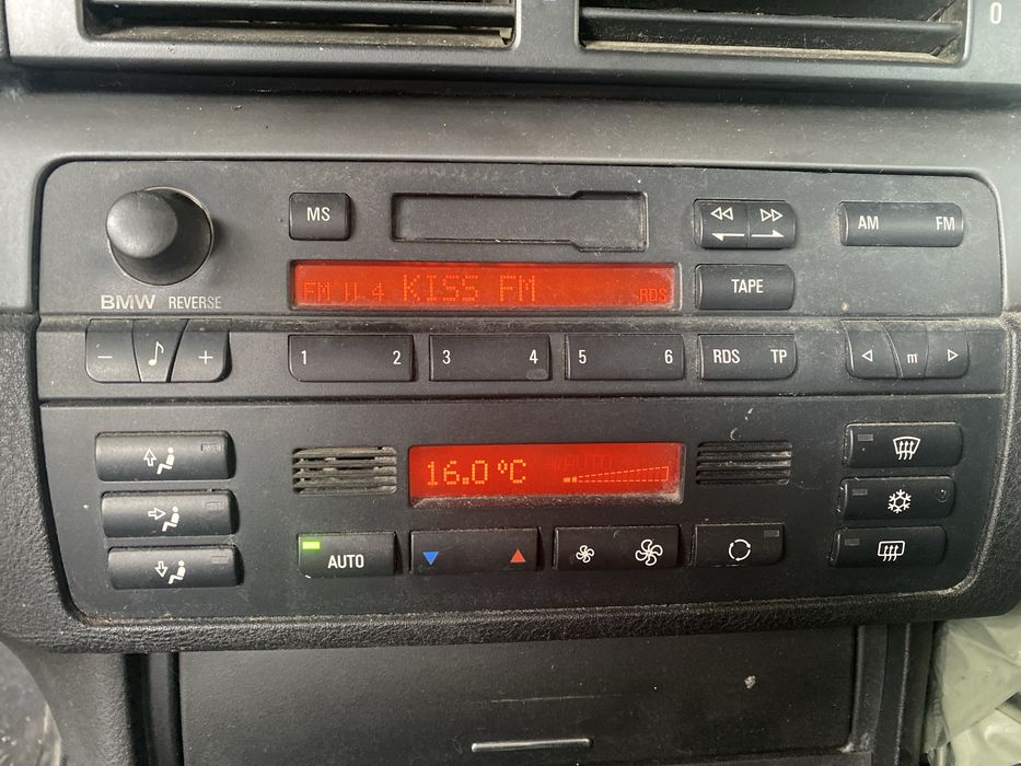 BMW E46 an 1999 1,9 L , benzina, radiat