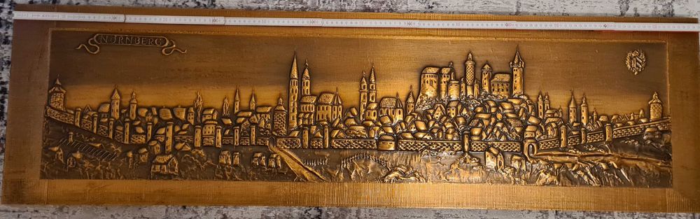 Картина с медно покритие ,много е тешка .