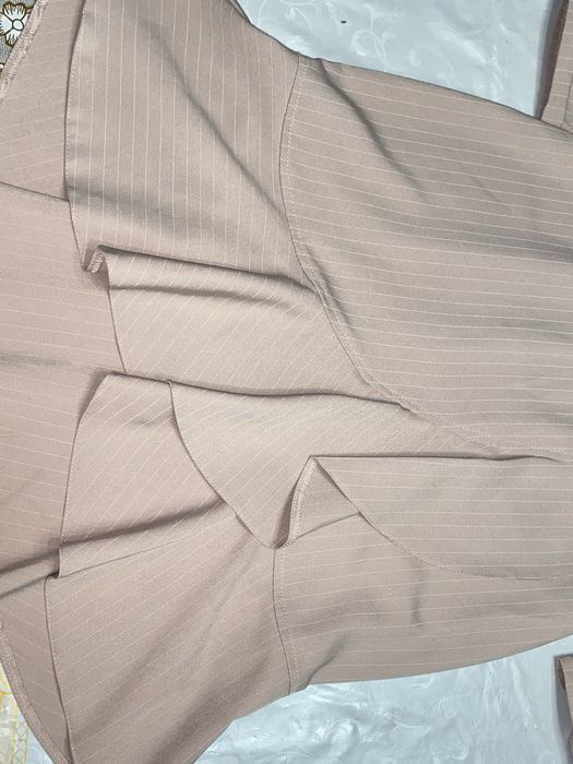 Элегантное пудровое Платье