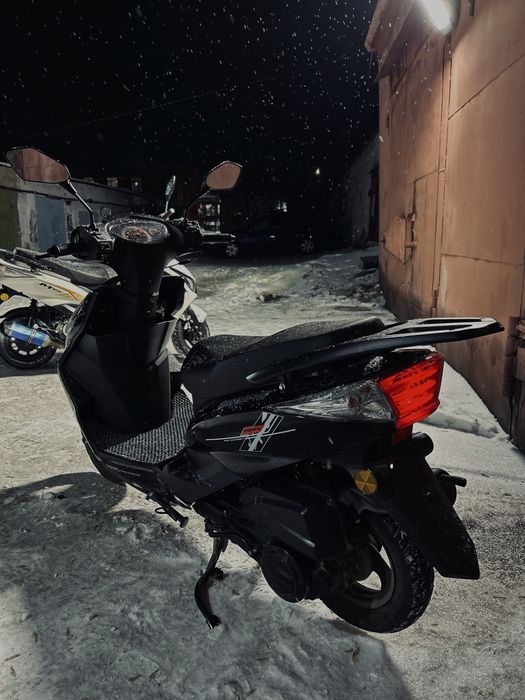 Продам скутер М8