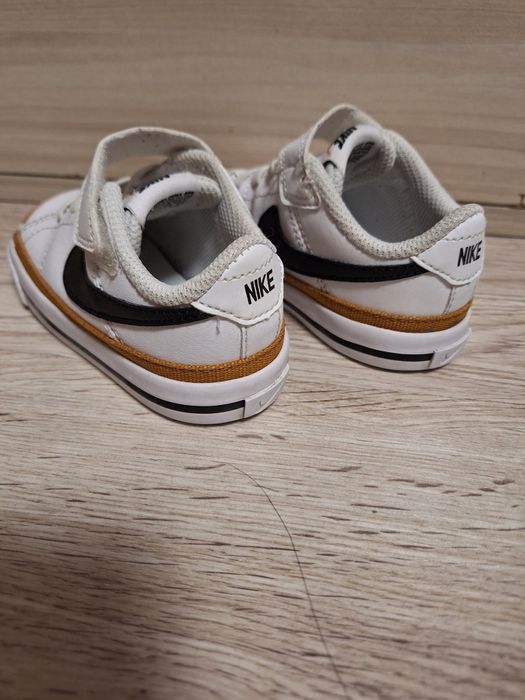 Детски маратонки NIKE 22 номер