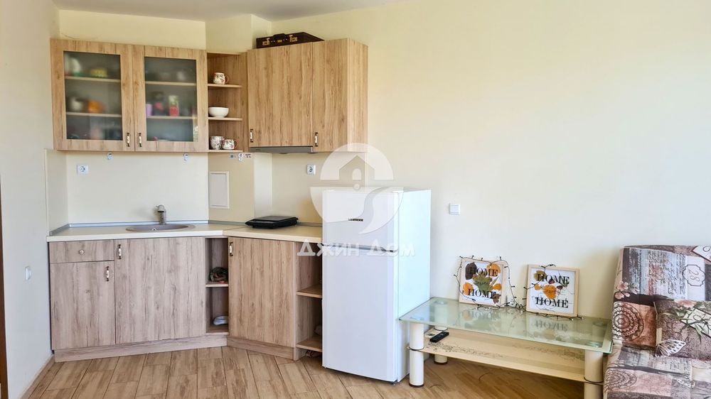 Продава се Двустаен апартамент в с. Равда, Област Бургас - 73 кв.м за 1081 €/кв.м - Снимка #4