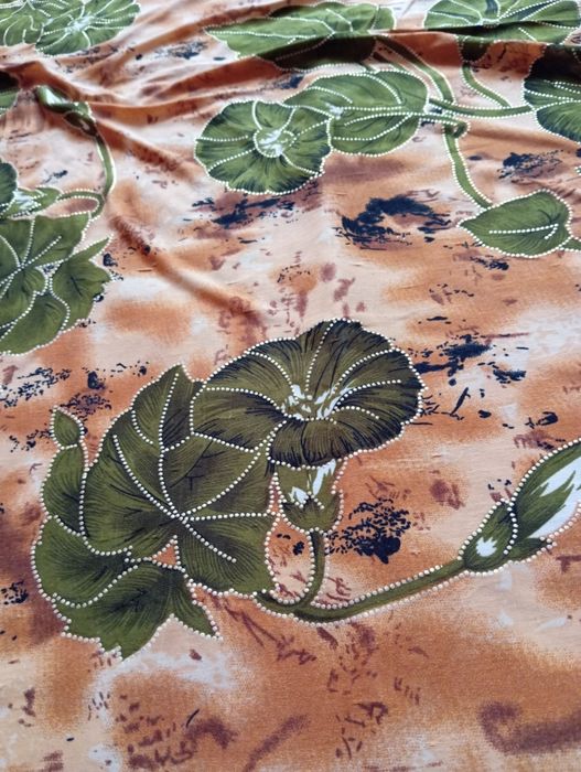 Ткань для летних платьев 4 отреза(320x155-2шт,220x155-2шт.)