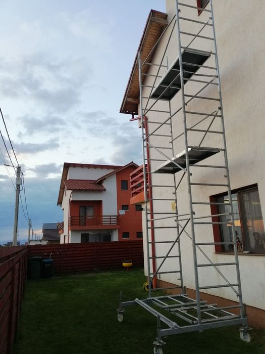 Schela mobila de inchiriat