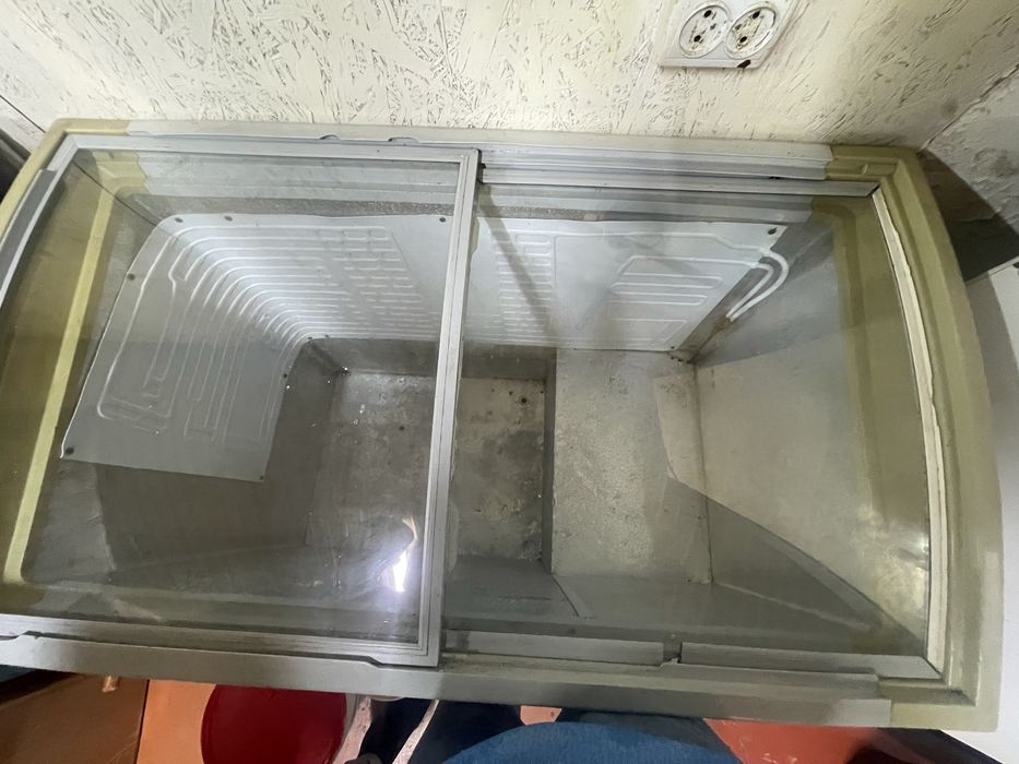 Морозильник для мороженного