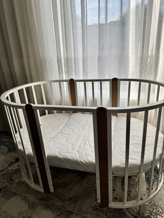 Продам Детский белый манеж