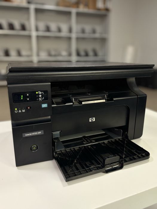 Hp laser jet M1132 MFP