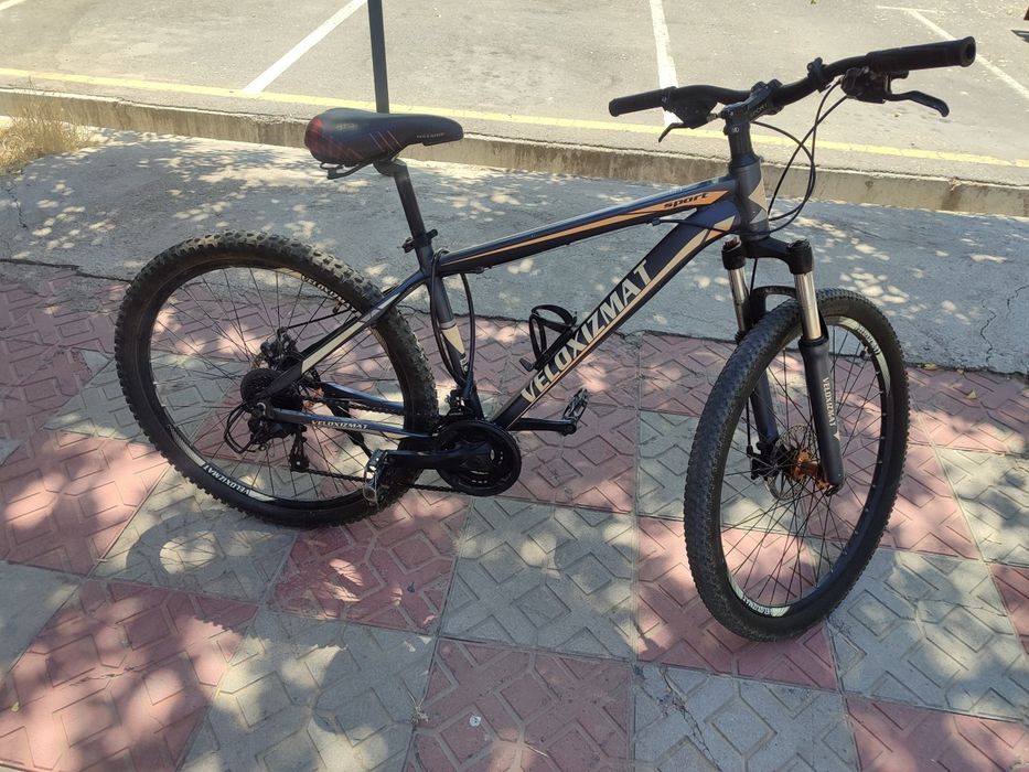 Продаётся  спортивный велосипед VELOXIZMAT