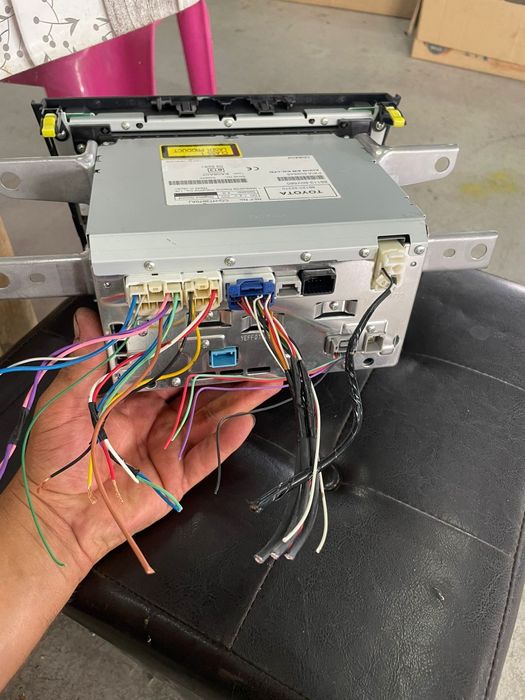 Навигация за Toyota rav 4
Свалена от 2010г Рав 4
Перфектно работеща
Тъ