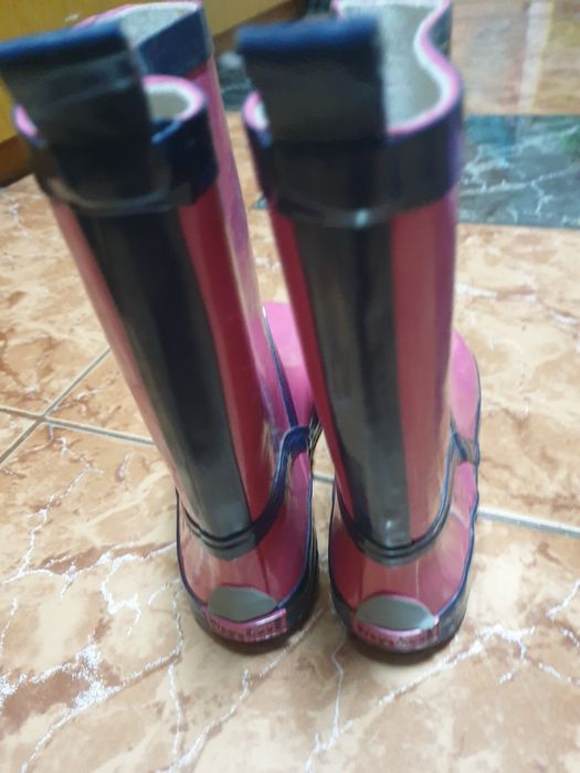 Гумени и зимни боти