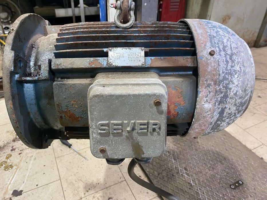 Motor electric 3 fazat