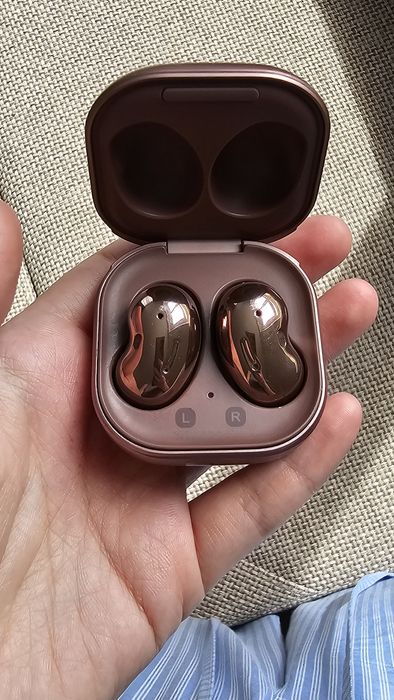 Наушники Samsung Galaxy Buds