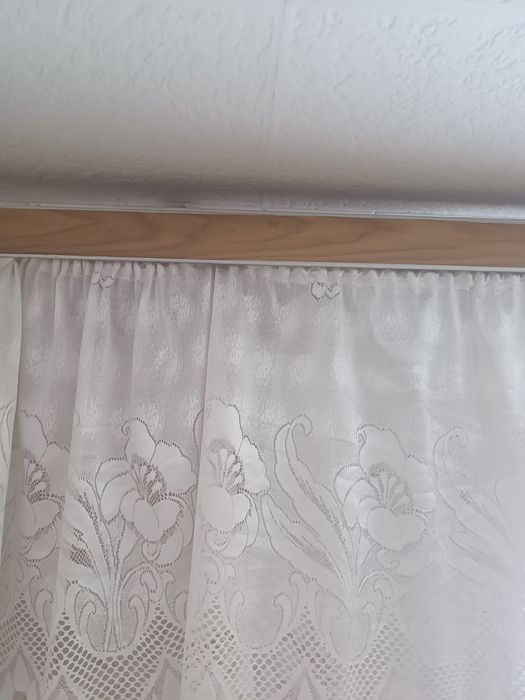 Продам карниз  .