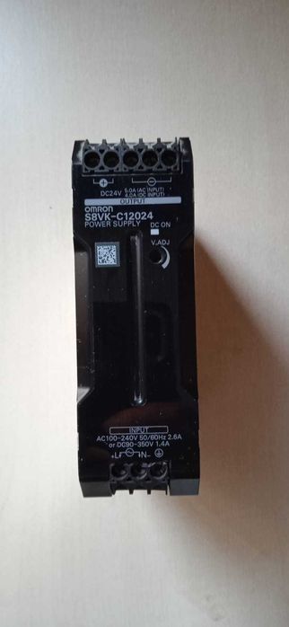 Продам Серводвигатель, Серводрайвер, блок питания OMRON.