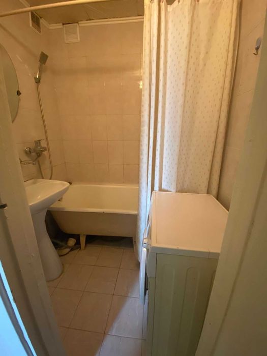 Продам 2-комн в районе вокзала