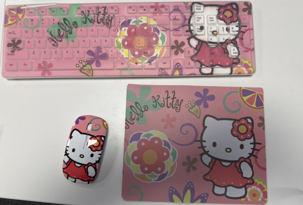 Kit tastatura mouse pad Hello Kittt